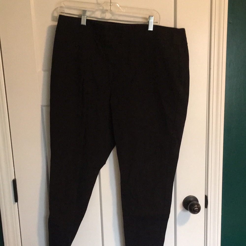 EUC Women’s Black Talbots Pants size 16